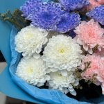 Букет с хризантемами &laquo;Краски светлого&raquo;