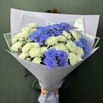 Букет с хризантемами &laquo;Любовь&raquo;