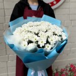 Букет с хризантемами &laquo;Поцелуй&raquo;