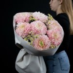 Букет с хризантемами &laquo;Ближе всех&raquo;