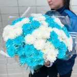 Букет с хризантемами &laquo;Сладкоежка&raquo;