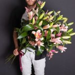 Букет из 5 розовых лилий &laquo;Музыка страсти&raquo;&lrm;