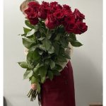 Букет с длинными розами 70 см &laquo;Золотое послание&raquo;