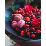 Съедобный букет &laquo;Малинка&raquo;