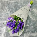 Букет с ирисами &laquo;Небесный&raquo;