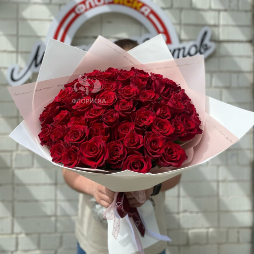 Букет с розами «Ключик к замку» в Сыктывкаре от магазина «Флориска»