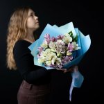 Букет с альстромериями &laquo;Сезонное безумие&raquo;