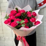 Букет с кустовыми розами &laquo;Кофейная пора&raquo;