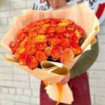 Букет с розами &laquo;Бог солнца&raquo;