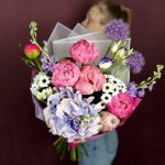Сборный букет &laquo;Фериде&raquo;