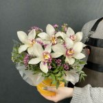 Цветы в коробке &laquo;Литр чувств&raquo;