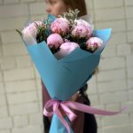 Букет из девяти розовых пионов &laquo;Пиончик&raquo;