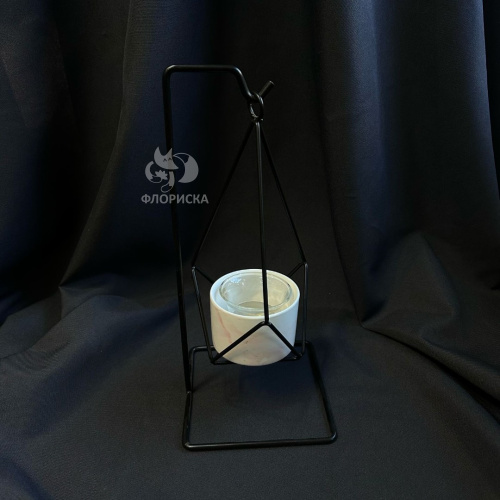 Подсвечник «Маятник» в Сыктывкаре от магазина «Флориска»