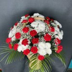 Цветочная композиция  &laquo;Прощание&raquo;