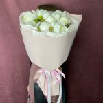 Букет из одиннадцати белых пионов &laquo;Видение&raquo;