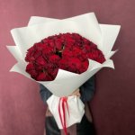 Букет из 51 красной розы &laquo;Чарующий&raquo;