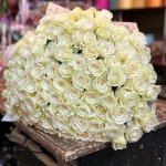 Букет из 101 белой розы &laquo;Моей королеве&raquo;
