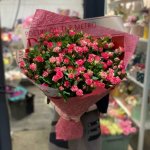 Букет с кустовыми розами &laquo;Воздушный этюд&raquo;