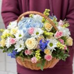 Цветы в корзине &laquo;Астрид&raquo;