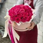 Розы в коробке &laquo;Лучик&raquo;