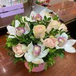 Цветы в коробке &laquo;Нотки любви&raquo;