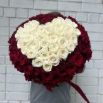 Букет с розами &laquo;Мое сердце с тобой&raquo;