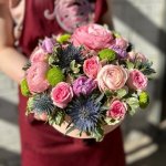 Цветы в коробке &laquo;Улыбнись&raquo;