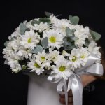 Цветы в коробке &laquo;Белоснежность&raquo;