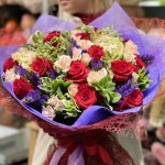 Сборный букет &laquo;Небесные розы&raquo;