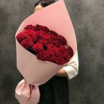 Букет из 25 красных роз &laquo;Мгновения&raquo;