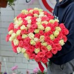 Букет с розами &laquo;Больше чувств&raquo;